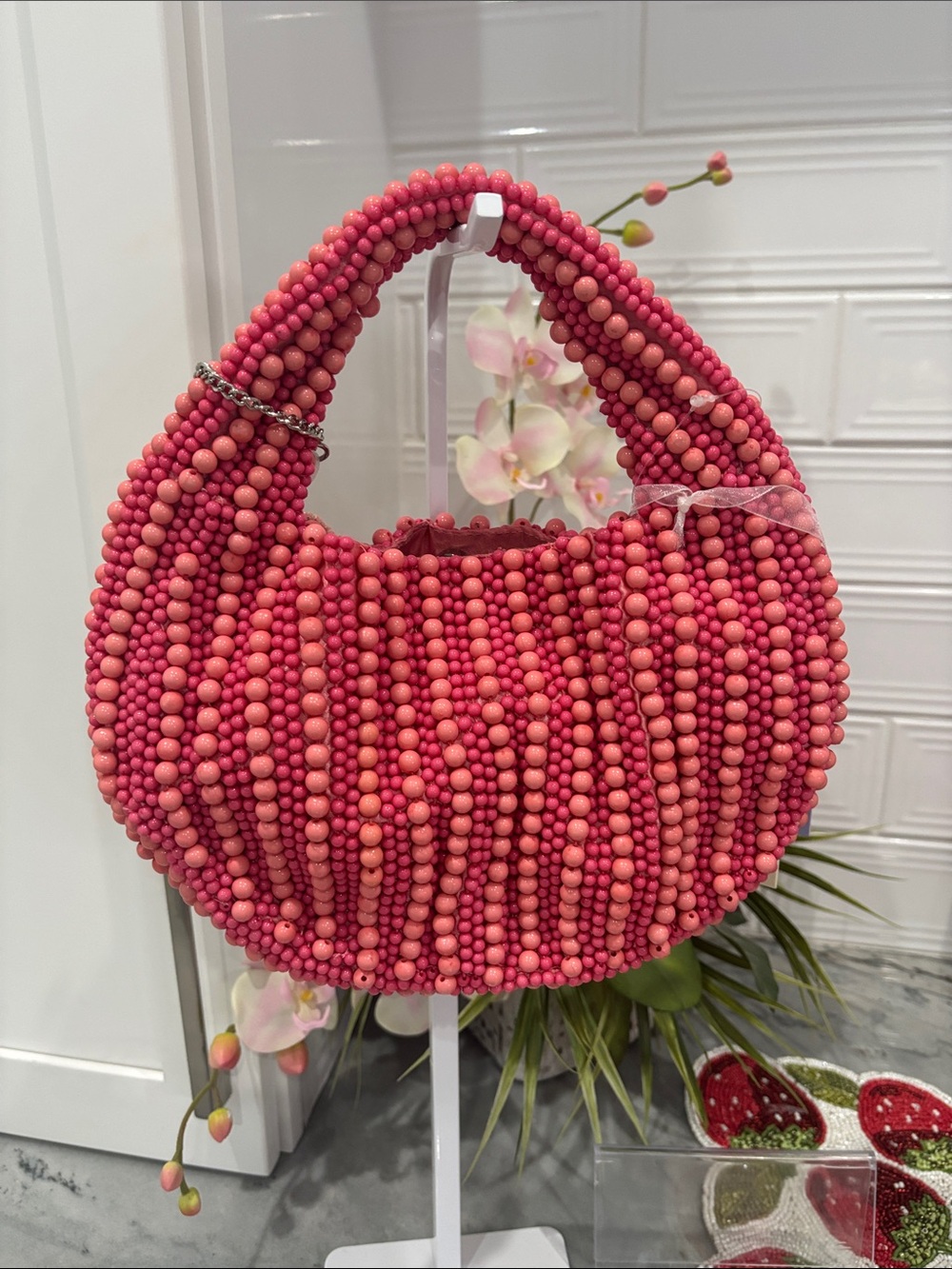Viral hand beaded bag Handcrafted Pink Bag with Floral Charm - Picture 8 of 12